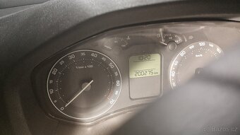 Škoda Octavia II combi 1.6 MPI - 8