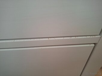 Vitrína IKEA Hemnes - 8