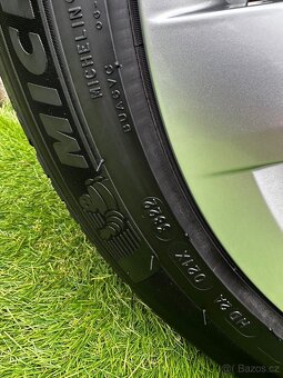 Alu kola 5x112 r17 s letním pneu (o417) - 8