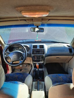 Nissan Terrano 2 - 8