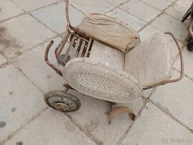 Staré kočárky - 8