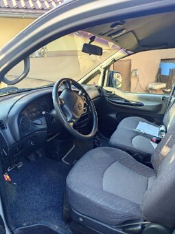 Hyundai H1 2.5 D4CB 2,5TD 103KW r.v. 2007 - 8