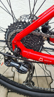 Kross Level 3.0 SR, hydraulické brzdy, Shimano Deore, Rám M - 8