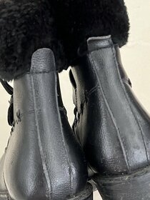 Dámské kotníkové boty s kožíškem – vel. 37 - 8