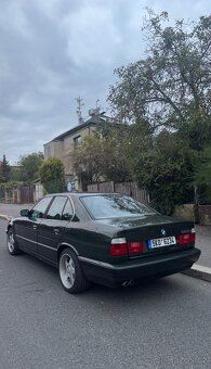 BMW E34 525i 1989 řadový šestiválec - 8