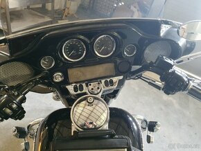 Harley Davidson Electra Glide - 8