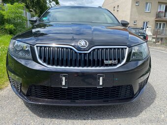 Škoda Octavia Kombi RS 2.0 TDI - 8