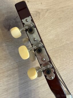 Klastická kytara Yamaha C40 se strapp buttons a pouzdrem - 8