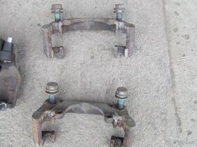 Prodám náhradní díly Audi A4 B6 1.9 TDI 96KW  Sedan - 8