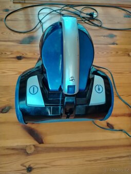 Bezsáčkový vysavač Hoover - 8