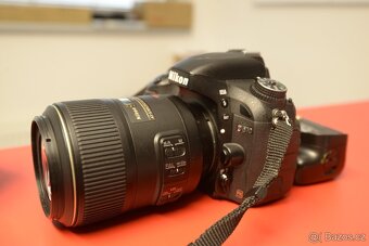 Nikon D610 + 105mm 2,8f VR + battery grip - 8