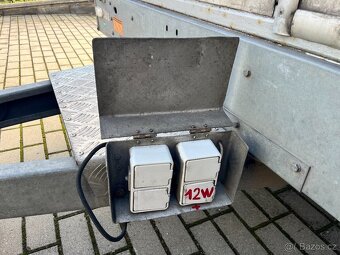 Pojízdná prodejna, vozík až 3,5t - 8