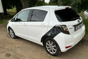 Toyota Yaris - HYBRID - 8