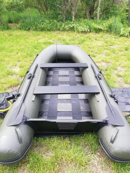 Clun Nash 320 s lamelovou podlahou NOVY - 8