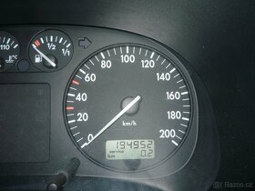 Volkswagen Polo - 8