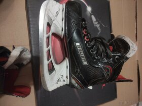 Brusle Bauer Vapor X600 vel.35,5 D - 8
