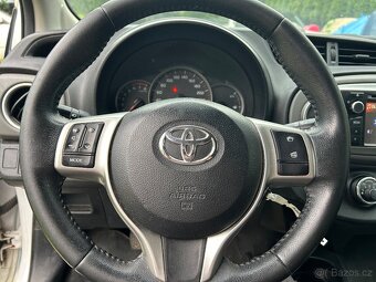 Toyota Yaris III--1,0-51kw 2013,-náhradní díly - 8