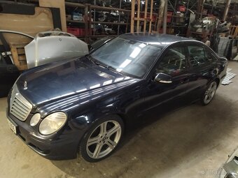 Mercedes-Benz w211 270cdi 320cdi 200K náhradní díly - 8
