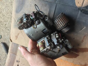 Jawa zapalování - 8