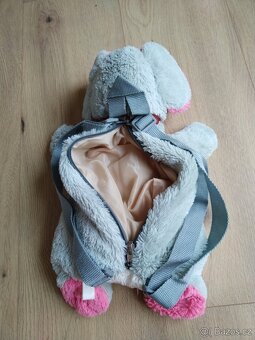 Batohy: auto, myška - 8