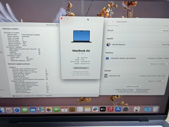MacBook Air 13'' 2022 / M2 / 8GB / 256GB SSD / Midnight - - 8