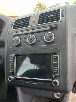 Vw Touran 1.6 Tdi 77kw 2013 - 8