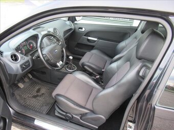 Ford Fiesta 1.6 16V SPORT - 8