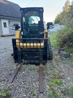 Smykový nakladač CAT 249D (2019) – pouze 910 mth - 8