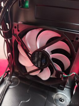 Použitá PC bedna Fracatl Design Core 1100 - 8