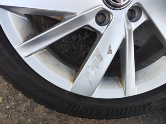 17"zimní alu sada Gavia 5x112 origo Golf 8 Touran Caddy - 8