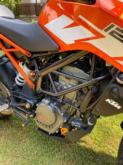 KTM Duke 125 (AKRAPOVIČ) - 8
