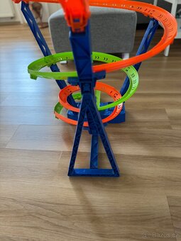 Autodráha Hot Wheels - 8