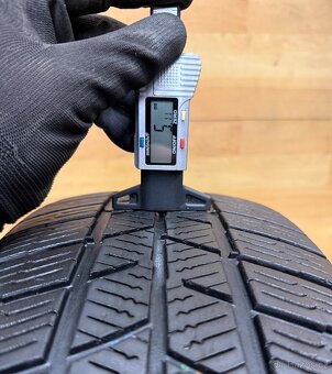 Zimní pneu 215/65/17 č.4 - 8