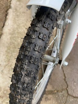 Dětské kolo DHS Miss Sixteen 16" - 8