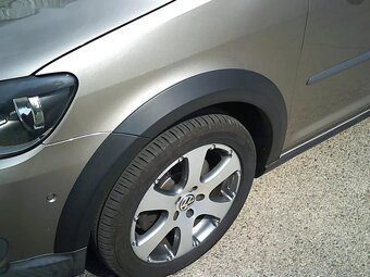 Volkswagen Touran, 2.0TDI CROSS - 8