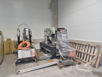 Obráběcí centrum Elumatec sbz 610 - 8