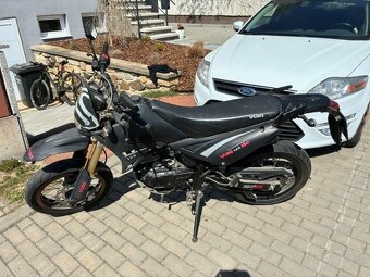 YUKI 125 - 8