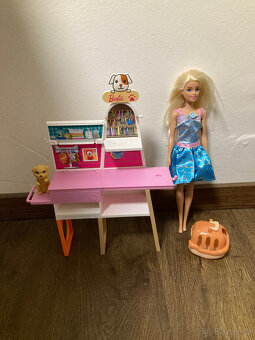Barbie Mattel + panáček + hrací pult - 8