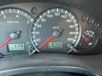 Ford transit Connect - 8