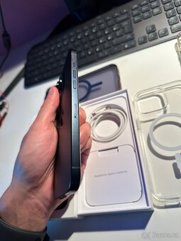 iPhone 15 Pro Max 256GB, modrý titan, v záruce v Datart - 8