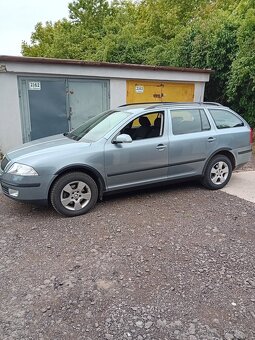Octavia 2 combi 1.9 tdi 77kw 4x4 291000km,2 maj,nová stk - 8