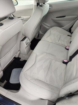 Peugeot 308 1.6hdi 80kw rv.2007 200tis km - 8