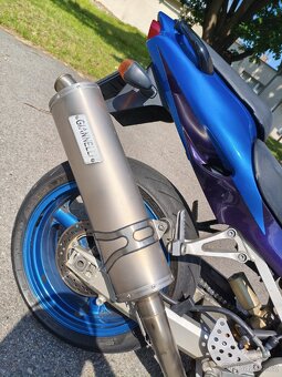 Kawasaki zx9r - 8