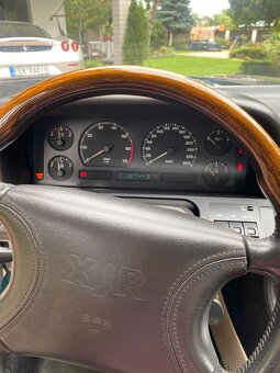 Jaguar XJR 4.0 Supercharged (X300), 320 PS 1995 - 8