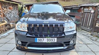 Jeep grand cherokee srt 6.1 - 8