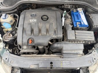 Škoda Octavia II 2,0tdi - 8