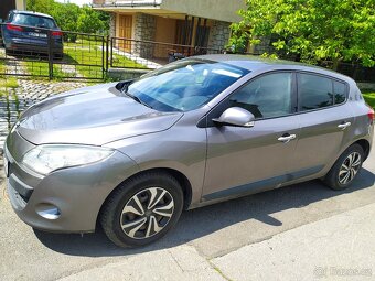 RENAULT MEGANE 3 HB platná STK ŠEDÁ METALÍZA - 8