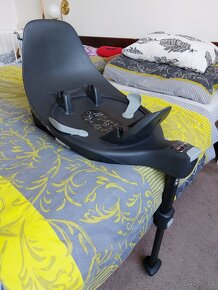 Autosedačka CYBEX + základna - 8