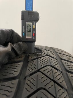 Orig zimní BMW X1 F48 X2 F39 style 566 + 225/50/18 - 8