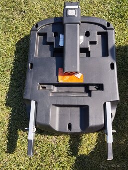 Vajíčko + báze na isofix - 8
